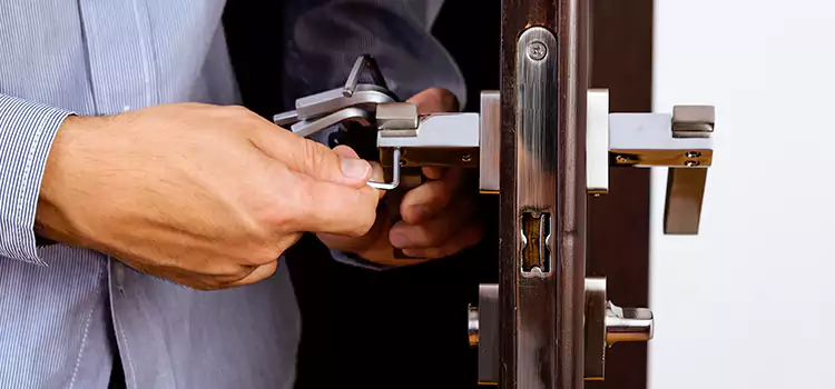 Commercial Door Lock Repair Thompson
