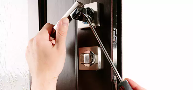 Door Lock Replacement Service Thompson
